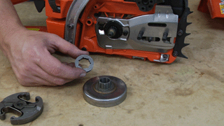 How to Replace the Clutch Sprocket on a Chainsaw