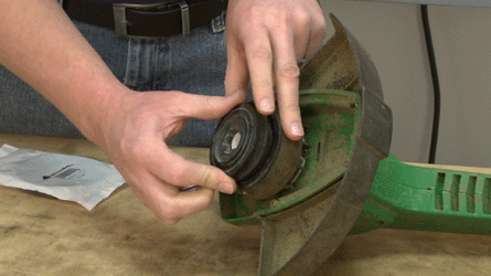 How to Replace the Spool on a Weed Eater XT10 String Trimmer
