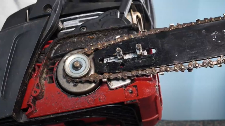 Complete Guide to Chainsaw Maintenance | eReplacementParts.com